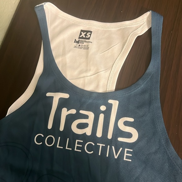 Trails Collective XS tank top - Picture 2 of 4